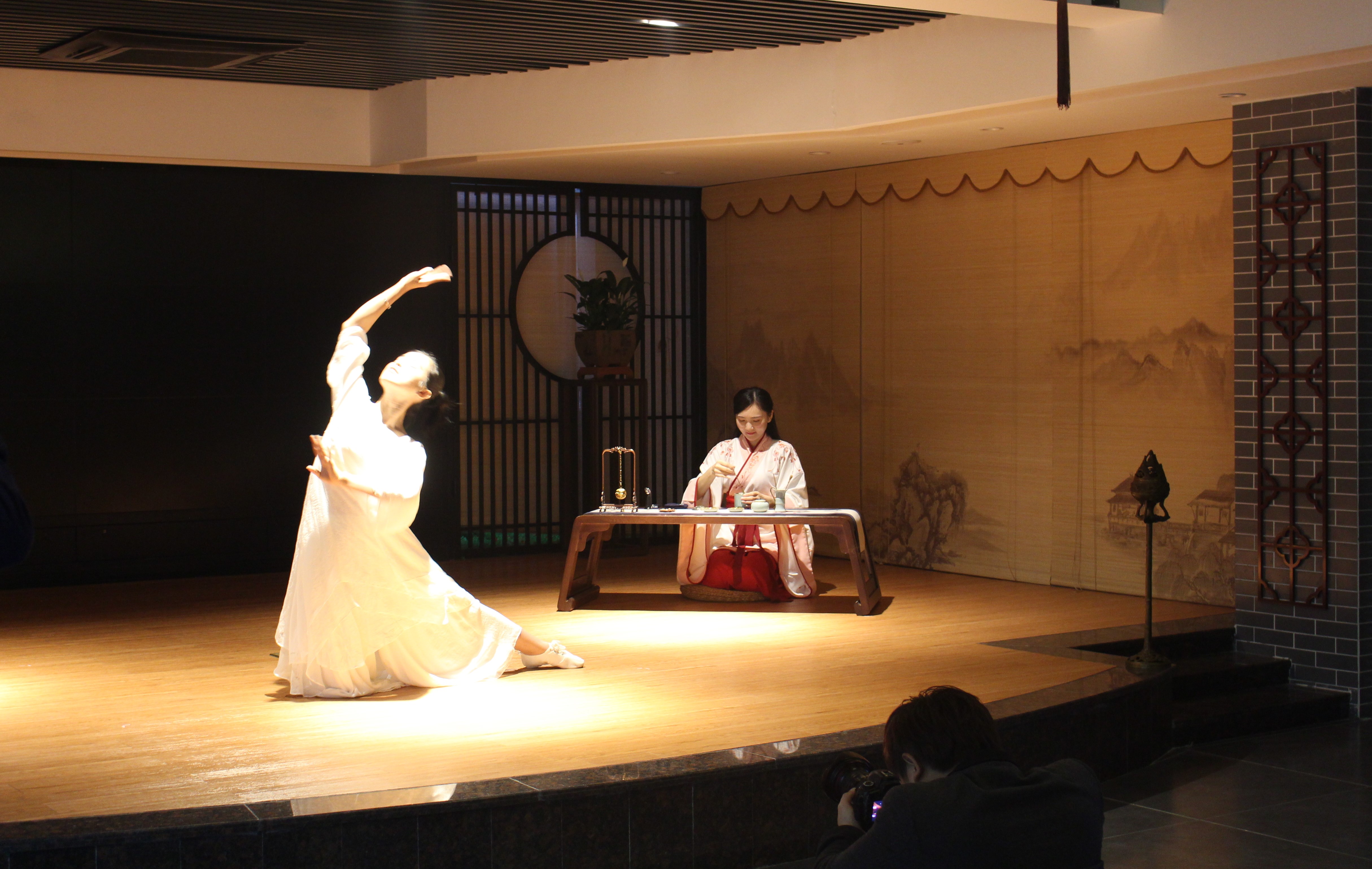 IMG_香文艺.jpg